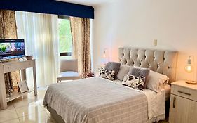 MENDOZA Suites 1 -con estacionamiento opcional-